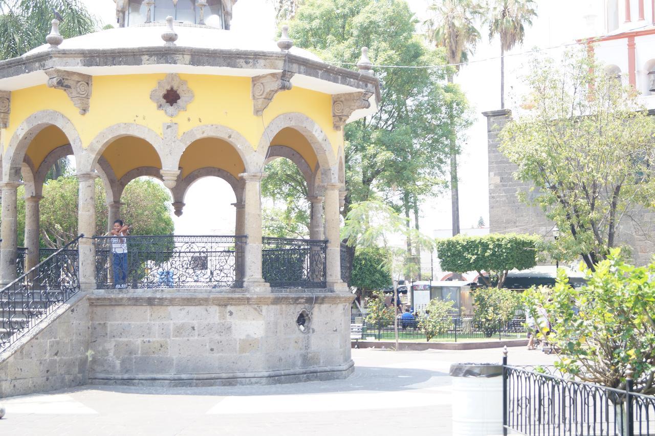 Casa De Los Soles B&B Hostal トラケパケ エクステリア 写真